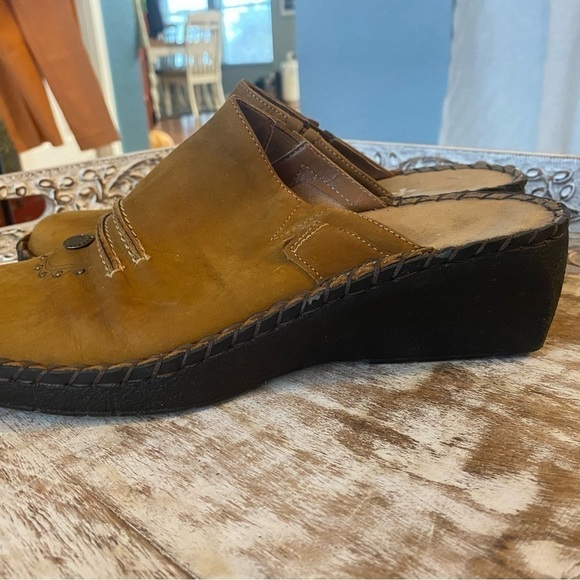 Leather clogs size 9, made in Brazil - Picture 4 of 7